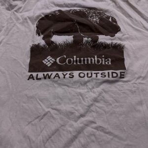 Columbia Men's White Graphic Tee
